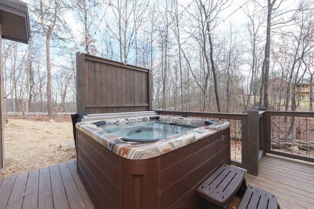 New! Mountain Luxe Heated Pool Arcade Spa Theater Villa Park Settlement Buitenkant foto