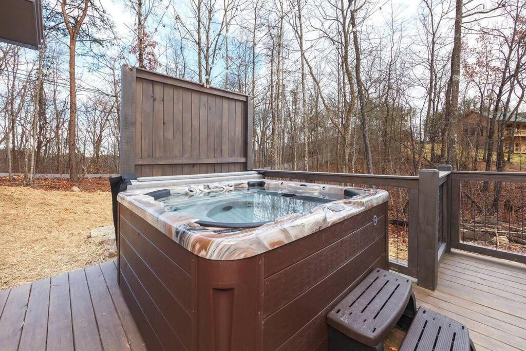 New! Mountain Luxe Heated Pool Arcade Spa Theater Villa Park Settlement Buitenkant foto